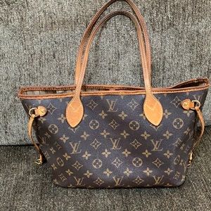 Louis Vuitton Neverfull PM